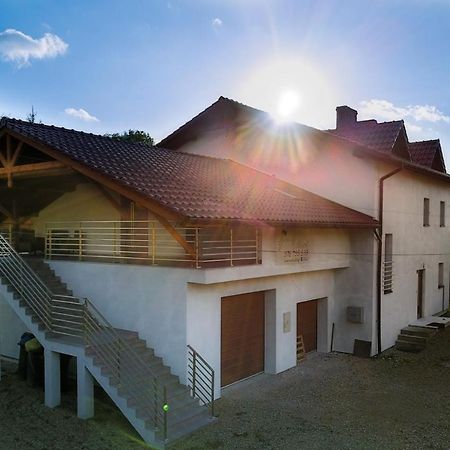 Harmony Hostel Zator Exterior photo